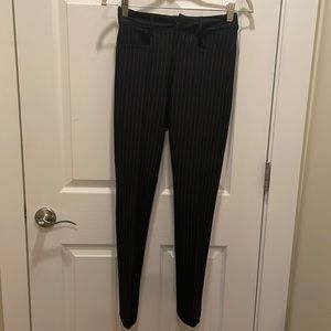 Olivaceous pin stripe pant - size small